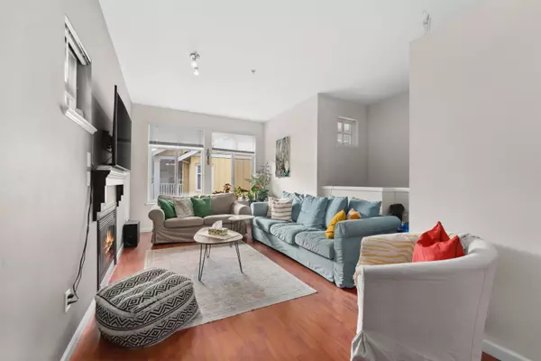 New Westminster, BC V3M 0A1,935 Ewen AVE #10