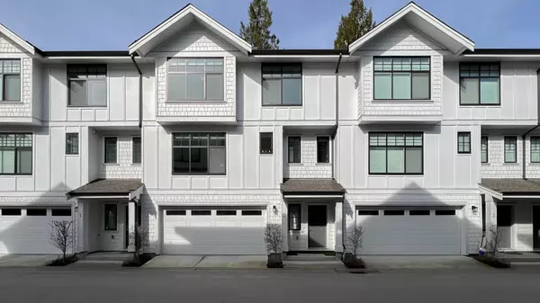 Burnaby, BC V5E 0C3,5202 Savile ROW #2