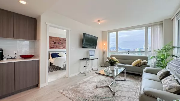 Coquitlam, BC V3B 0P4,3096 Windsor Gate #1906
