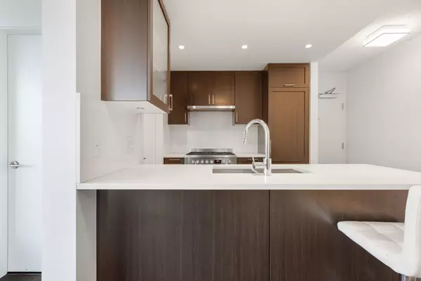 Vancouver, BC V5R 0E3,5515 Boundary RD #854
