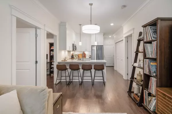 Port Coquitlam, BC V3C 0T2,2389 Hawthorne AVE #102