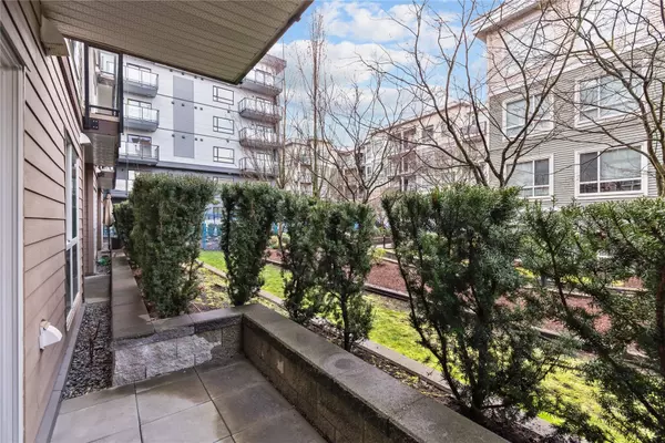 Surrey, BC V3T 0L9,13768 108 AVE #220