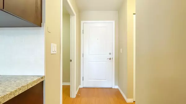 Burnaby, BC V5J 1C8,5000 Imperial ST #308