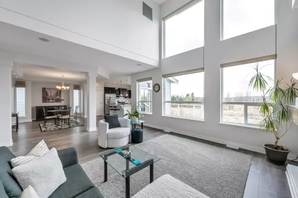 Surrey, BC V3S 7V3,7033 177a ST