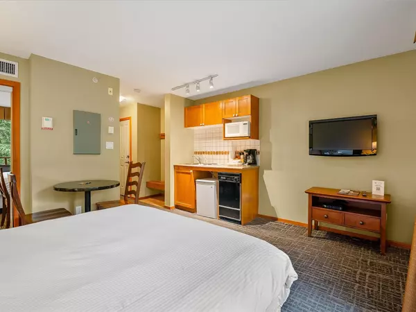 Whistler, BC V8E 1C1,4315 Northlands BLVD #519