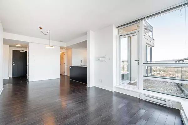 Coquitlam, BC V3B 0C4,2968 Glen DR #3203