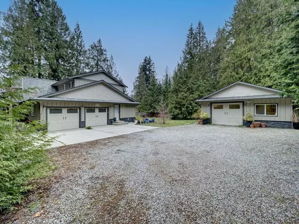 Roberts Creek, BC V0N 2W2,1253 Hawthorn RD