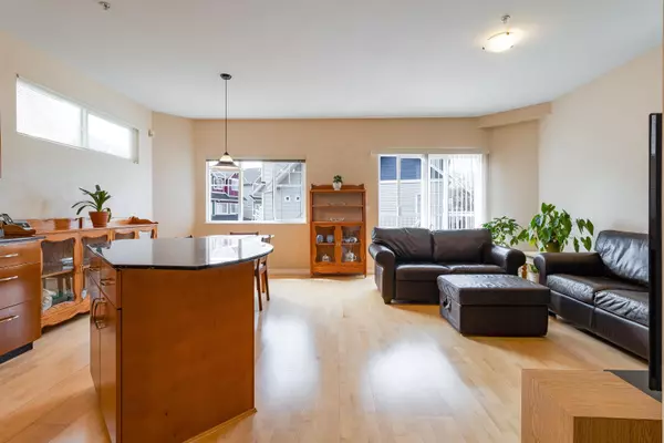 Port Coquitlam, BC V3B 8C2,1108 Riverside Close #51