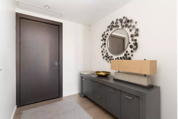 Vancouver, BC V6E 0B3,1151 W Georgia ST #2505