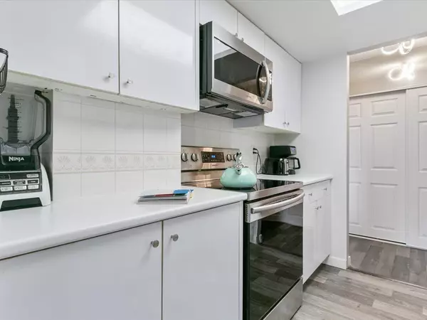 Vancouver, BC V6J 2G6,1616 W 13th AVE #703