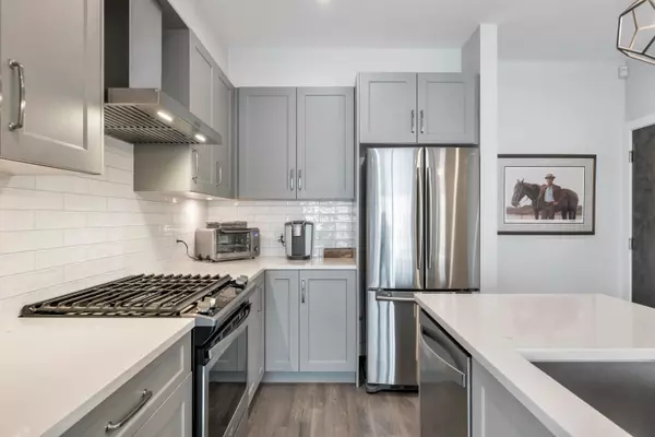 Surrey, BC V3Z 1H3,15436 31 AVE #316