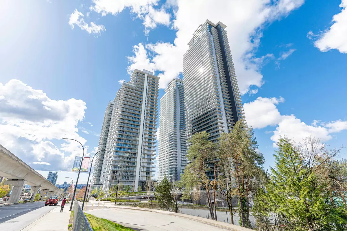 Burnaby, BC V3J 0M2,3833 Evergreen PL #1708