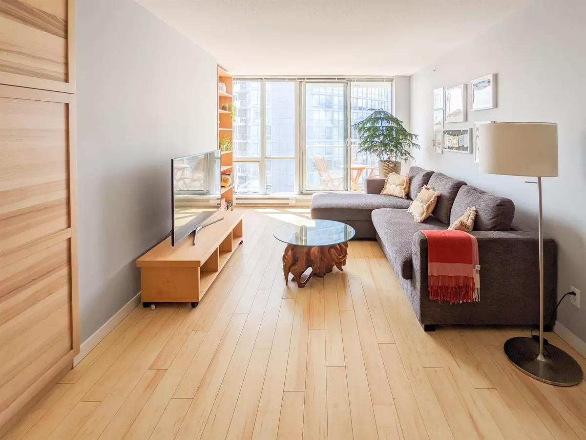 Surrey, BC V3T 0G5,13688 100 AVE #2502