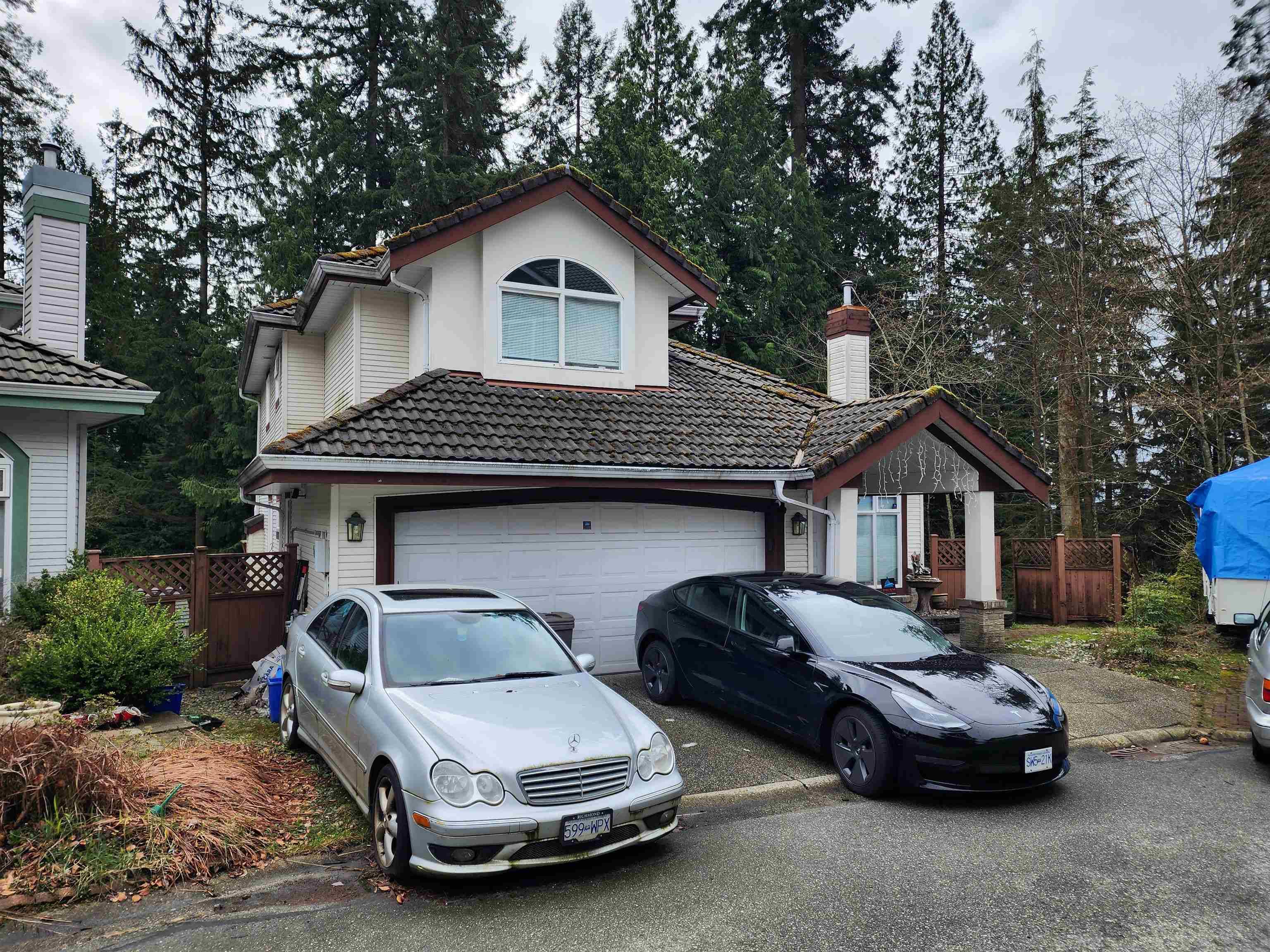 1622 Plateau CRES,  Coquitlam,  BC V3E 3B3