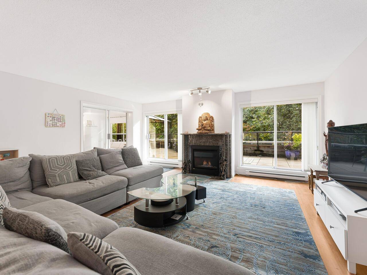North Vancouver, BC V7G 2S2,1500 Ostler CT #301