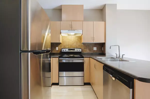 Surrey, BC V4N 5G3,8737 161 ST #50