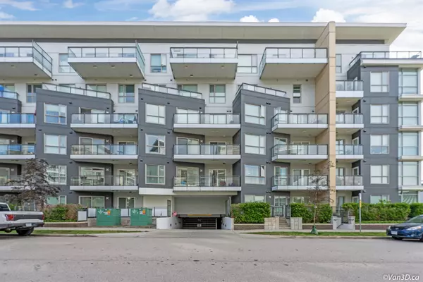 Richmond, BC V6X 0M3,5311 Cedarbridge WAY #331