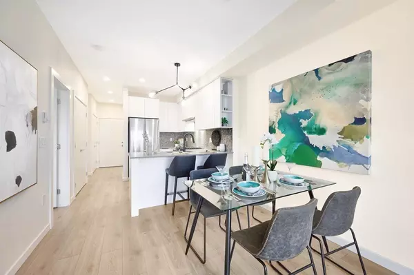 Langley, BC V2Y 3X1,7920 206 ST #315