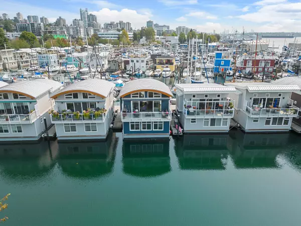415 W Esplanade #GNB9,  North Vancouver,  BC V7M 1A6