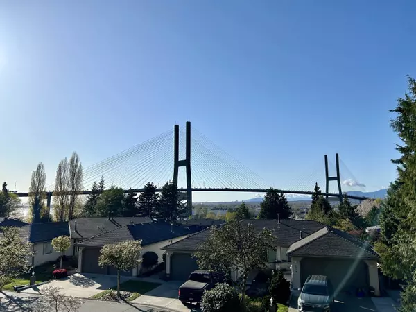 8386 Centre ST,  Delta,  BC V4C 3X4