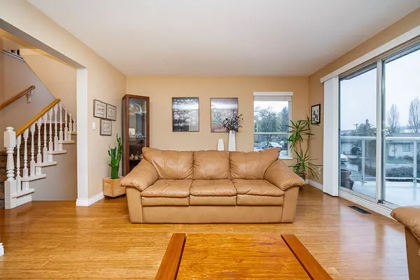 Delta, BC V4C 3X4,8386 Centre ST