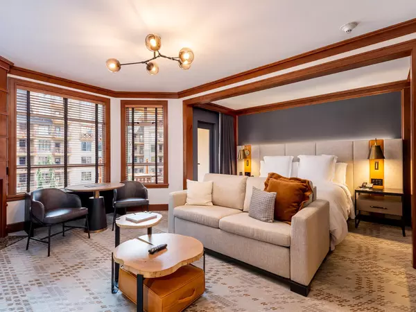 Whistler, BC V8E 0Y4,4591 Blackcomb WAY #557