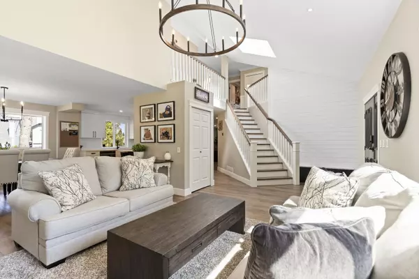 Maple Ridge, BC V4R 2H4,21445 126 AVE