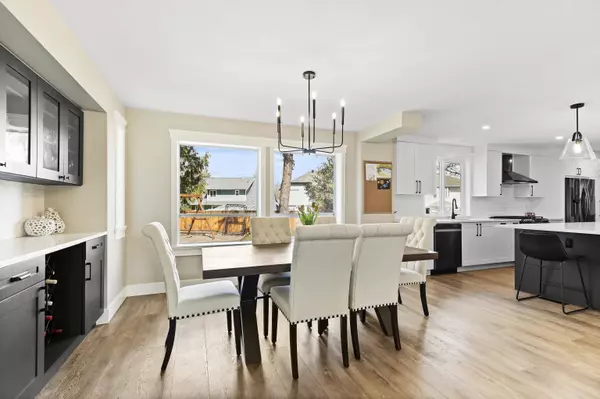 Maple Ridge, BC V4R 2H4,21445 126 AVE