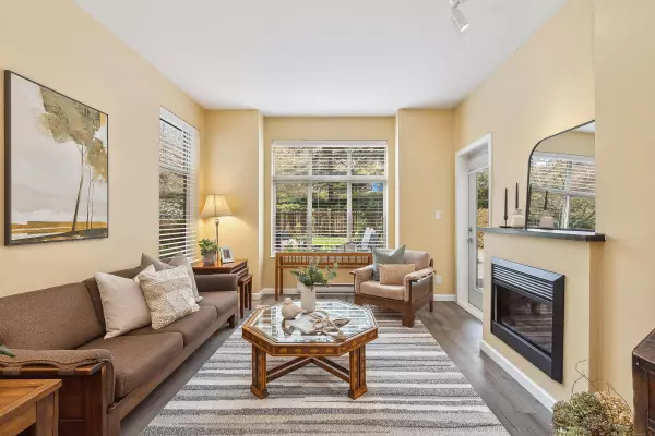 New Westminster, BC V3L 0C3,270 Francis WAY #107