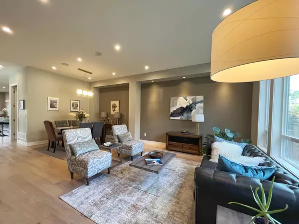 Coquitlam, BC V3K 2N6,960 Stewart AVE