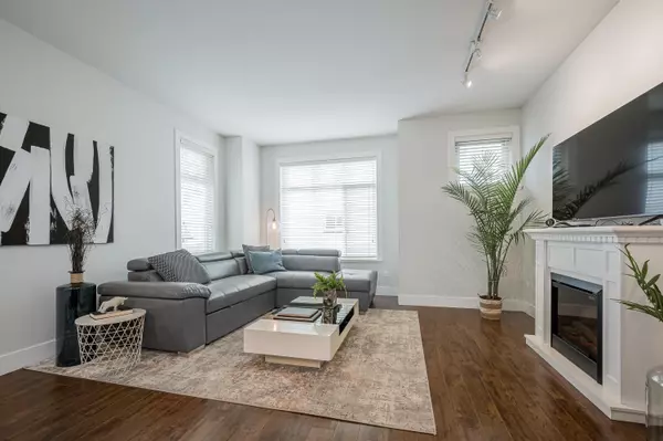 Surrey, BC V4N 6K8,8418 163 ST #35