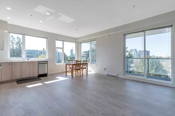 Surrey, BC V3R 0G8,10838 Whalley BLVD #526