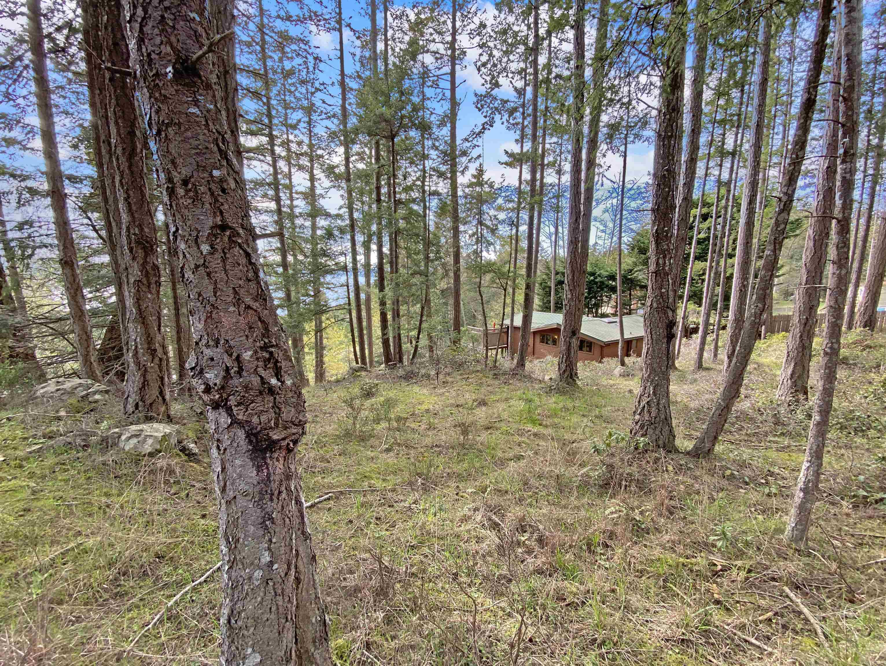 Pender Island, BC V0N 2M0,3701 Rope RD
