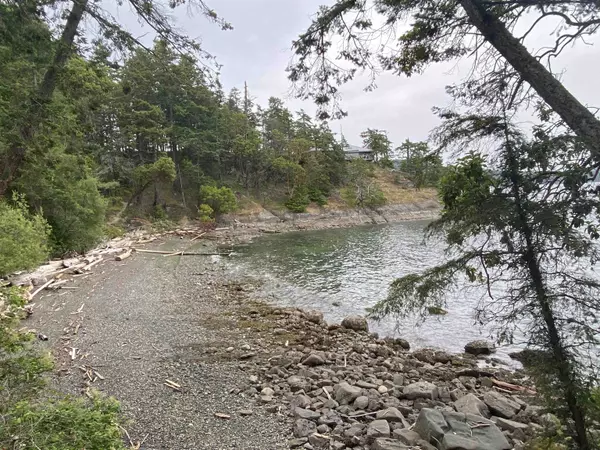 Pender Island, BC V0N 2M1,4312 Clam Bay RD