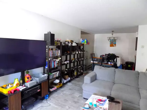 Abbotsford, BC V2S 2L8,33450 George Ferguson WAY #301