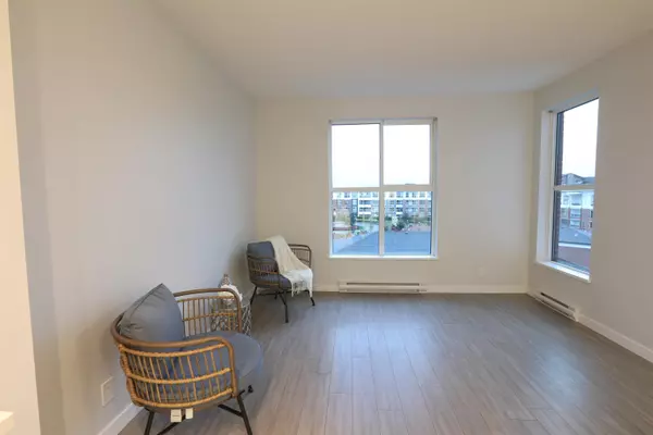 Langley, BC V2Y 4J3,8150 207 ST #B502