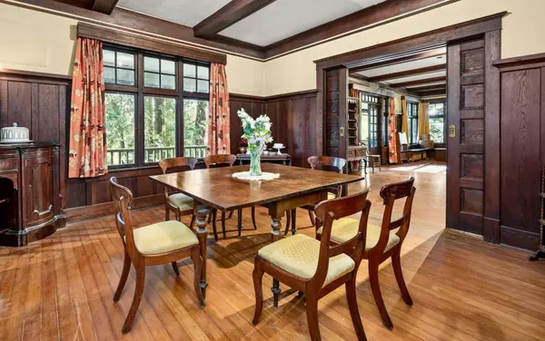 Vancouver, BC V6N 1T6,6376 Collingwood ST