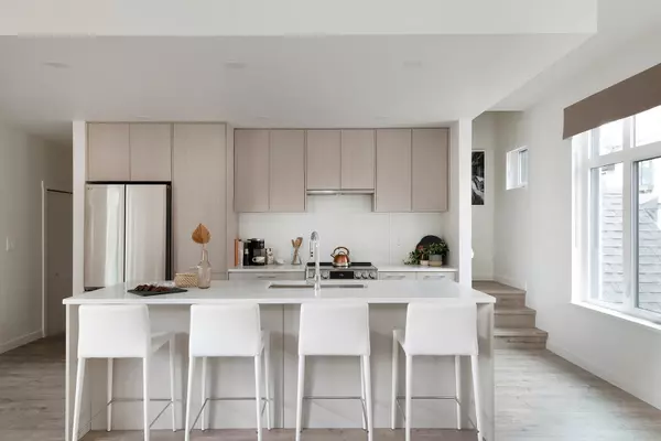 Langley, BC V2Y 1P8,6951 204 ST #104