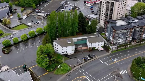 Abbotsford, BC V2S 2L8,33598 George Ferguson WAY #104