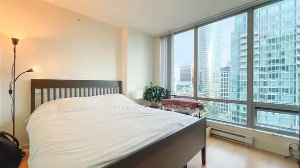 Vancouver, BC V6E 4R3,1288 W Georgia ST #2605