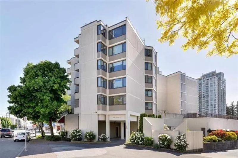 White Rock, BC V4B 4A4,1521 George ST #605