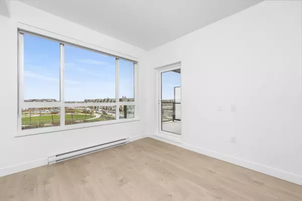 Tsawwassen, BC V4M 0G4,2499 Rabbit DR #312