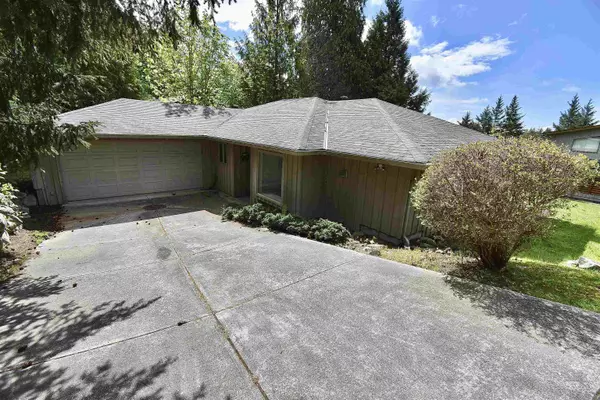 Madeira Park, BC V0N 2H1,4574 Esquire PL