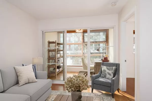 Vancouver, BC V6K 4T3,2929 W 4th AVE #214