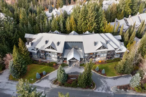 4821 Spearhead DR #104,  Whistler,  BC V8E 1E8