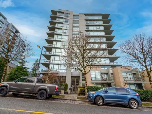 9222 University CRES #103,  Burnaby,  BC V5A 0A6