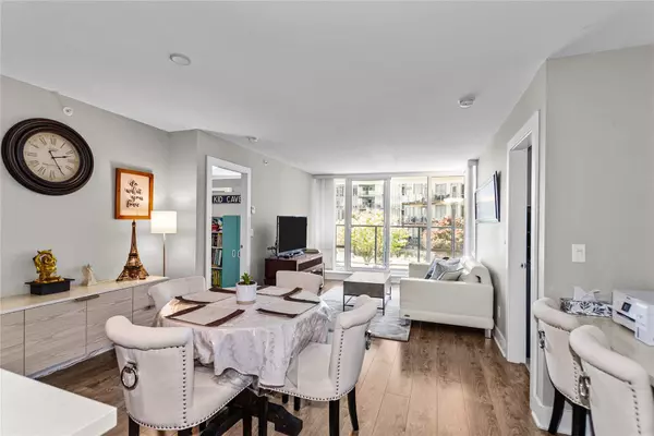 Burnaby, BC V5C 0H9,4189 Halifax ST #305