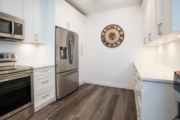 Delta, BC V4K 1R9,4743 W River RD #105