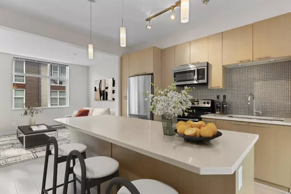 Surrey, BC V3Z 6P4,16222 23a AVE #103