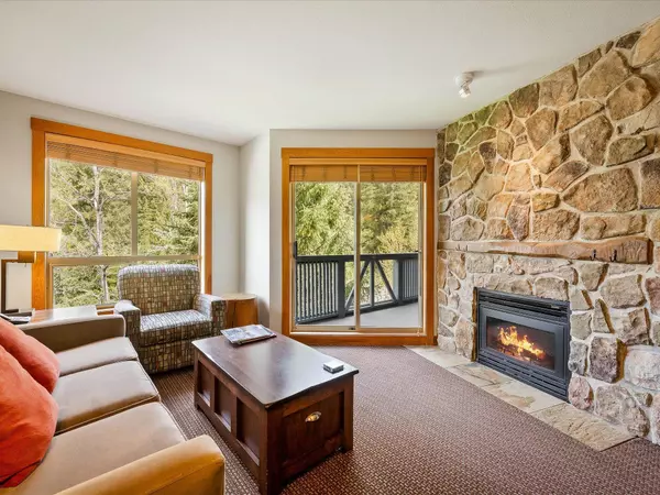 Whistler, BC V8E 0N7,2036 London LN #424D